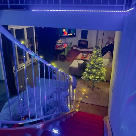 Hostel Sky Harmony Penthouse Mit Wasserbett, Jacuzzi Und Grill